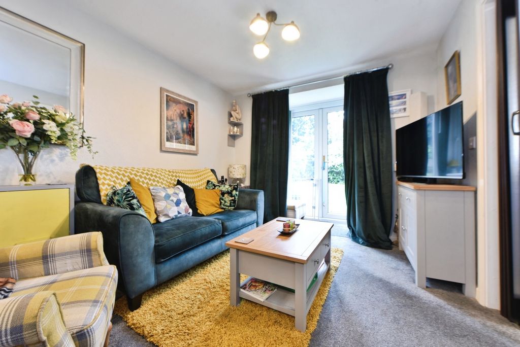 Property photo 1 of 12 Pbox-Img.Jpg