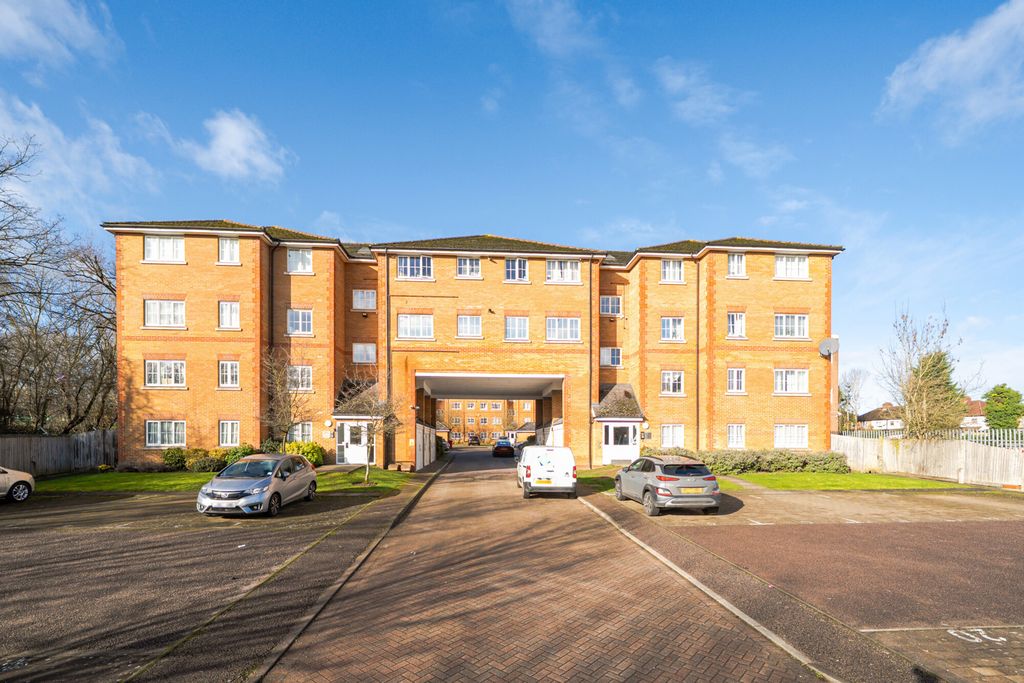 Property photo 1 of 20 1415191-1-6992ee0...