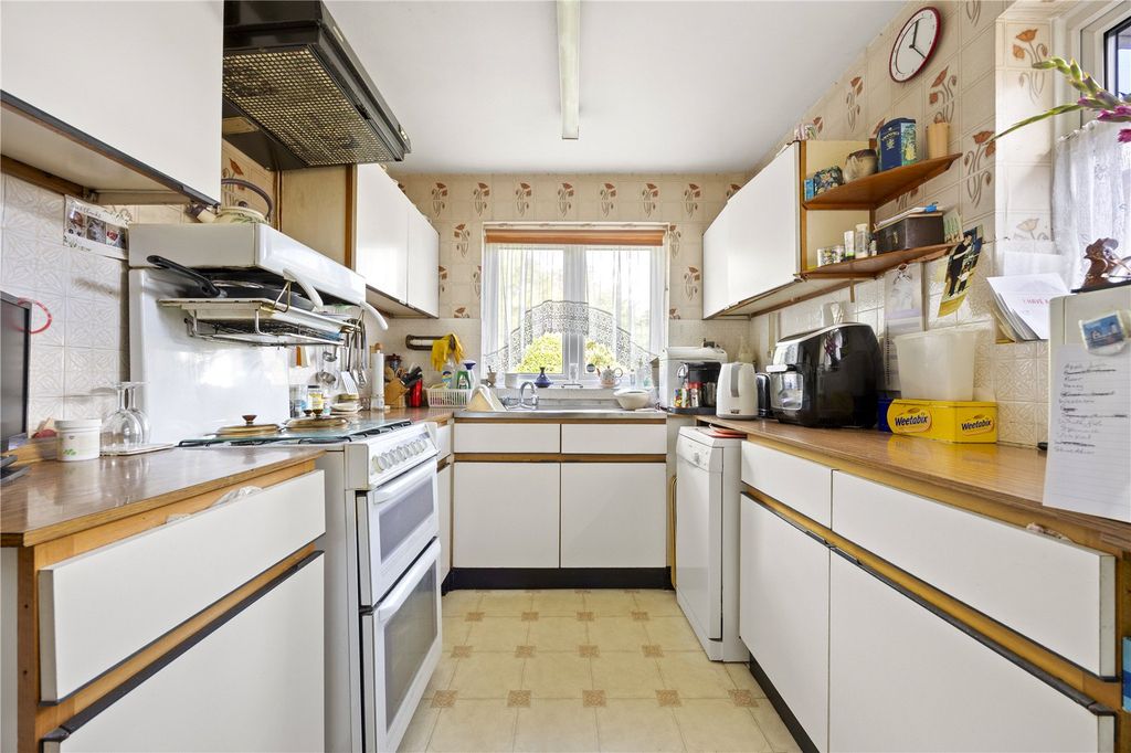 Property photo 2 of 13 Picture No. 04