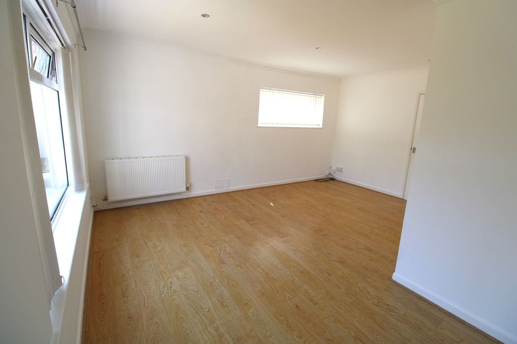 Property photo 3 of 17 Open-Plan Lounge-Dining Room
