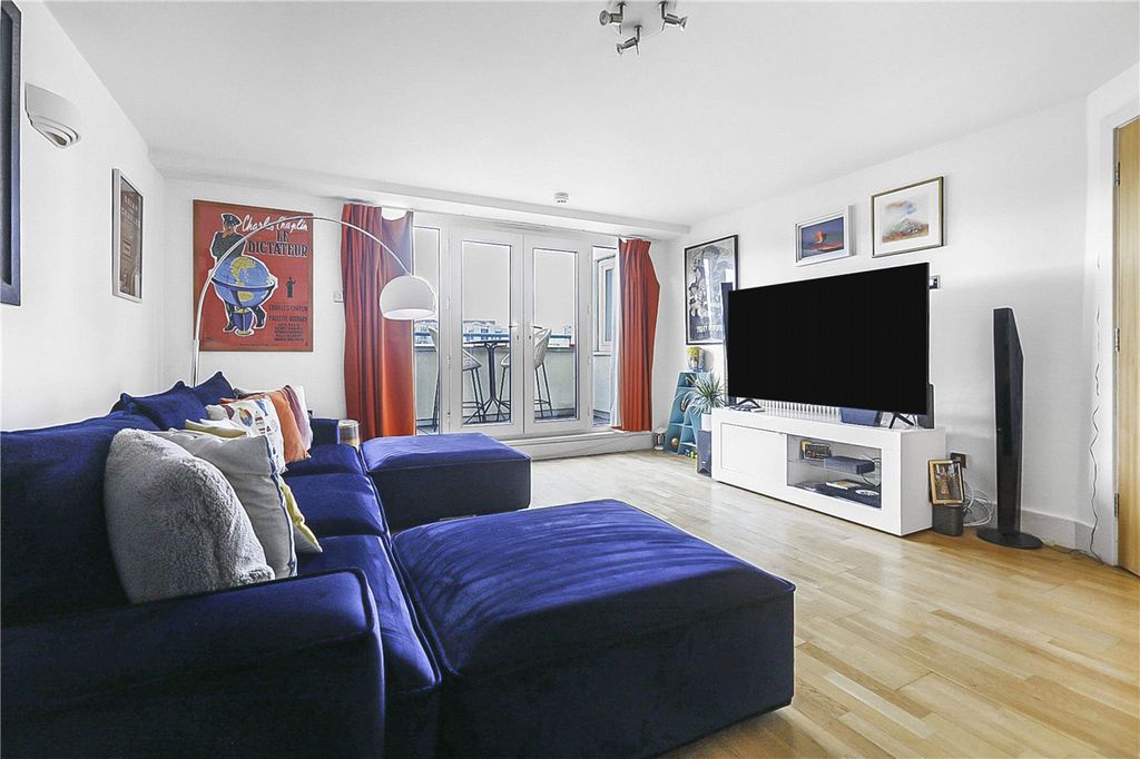 Property photo 3 of 18 Picture No. 28