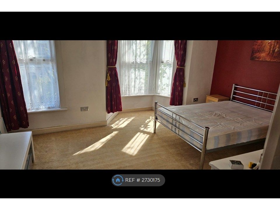 Property photo 3 of 14