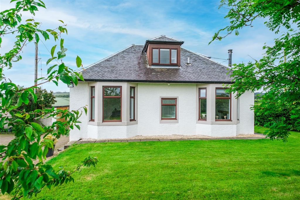 Property photo 1 of 29 Tweedieside-16.Jpg