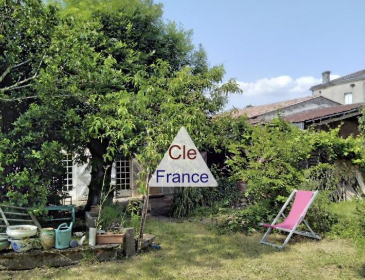 Property photo 3 of 11