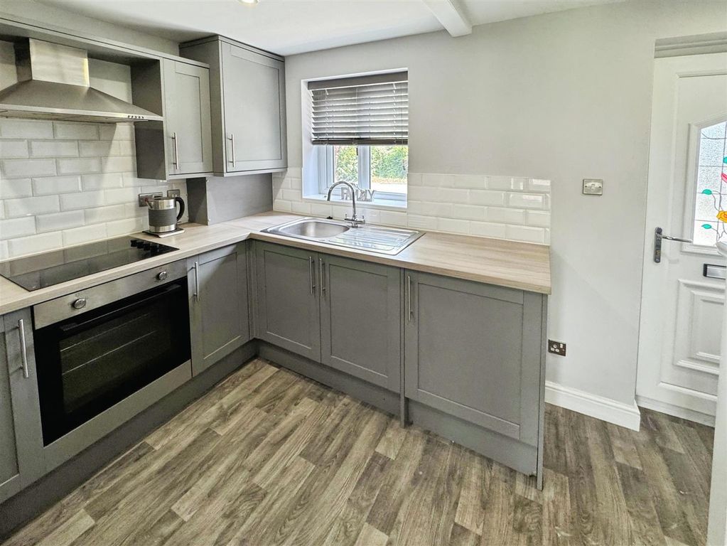 Property photo 3 of 9 E8038Aee-44Colvilleterrace5.Jpg