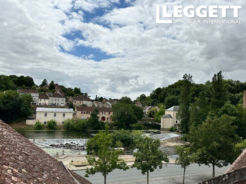 Property photo 2 of 10