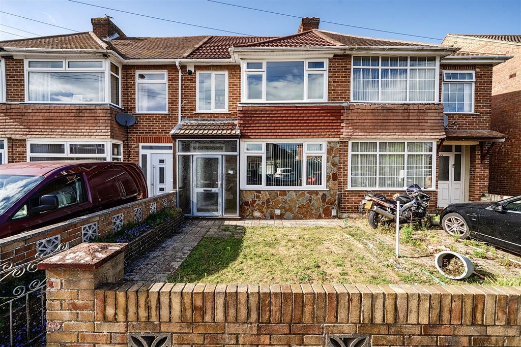 Property photo 1 of 16 Front