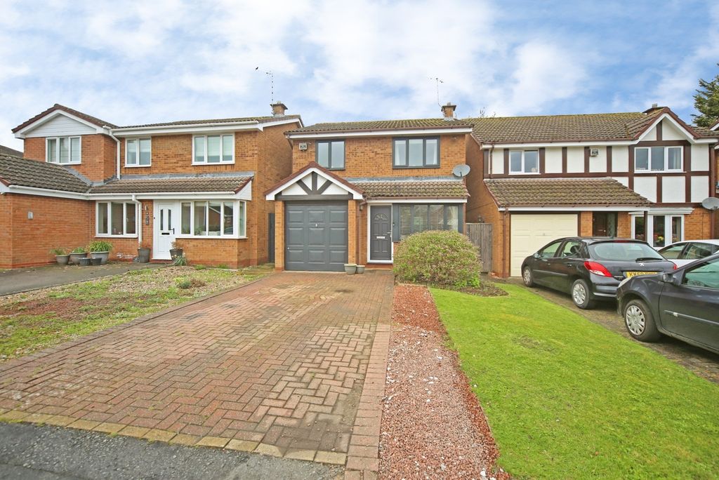 Property photo 1 of 18 Pbox-Img.Jpg