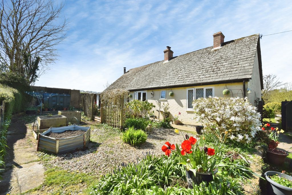 Property photo 1 of 20