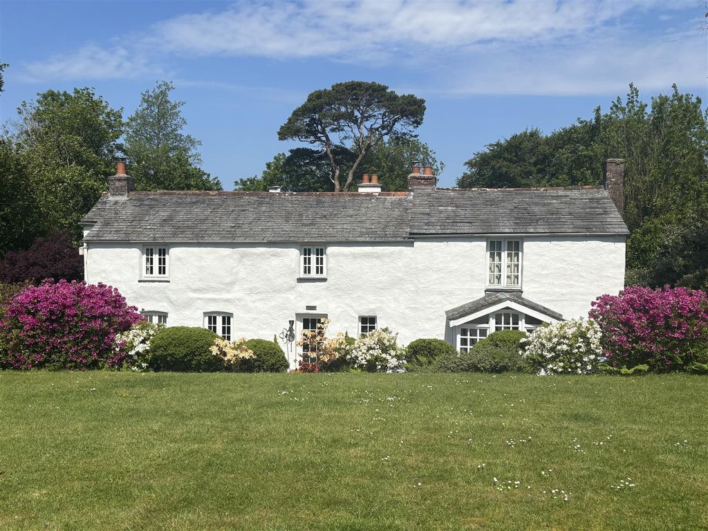 Property photo 1 of 43
