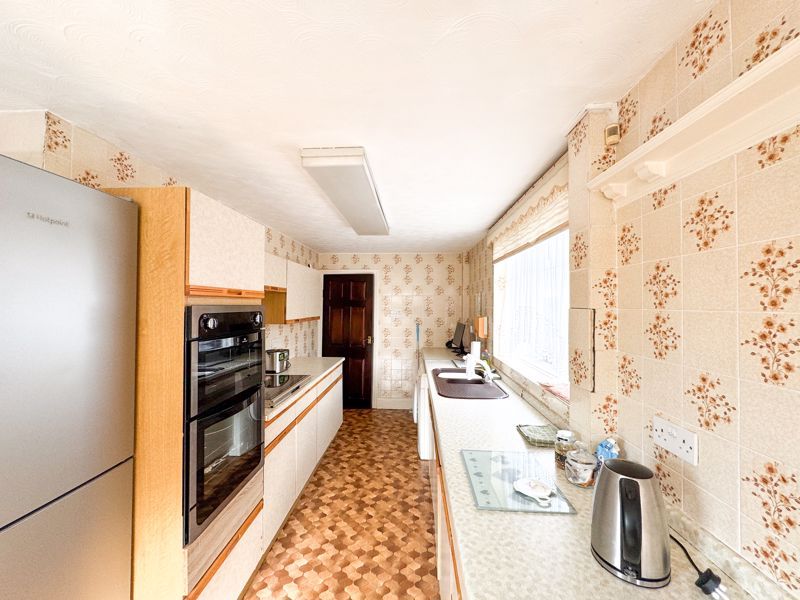 Property photo 3 of 15 Kitchen-Diner