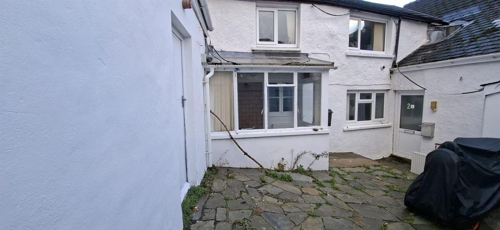 Property photo 1 of 5 F2B780F7-63cd-4E2E-B803-219Cef73E6Ba.Jpg