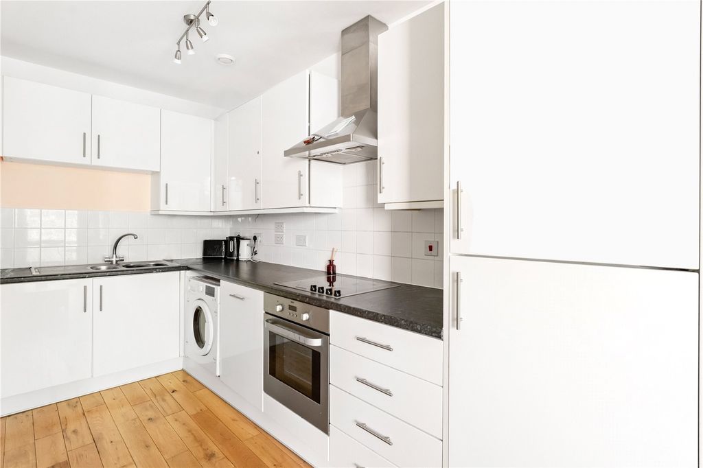 Property photo 3 of 11 Picture No. 05