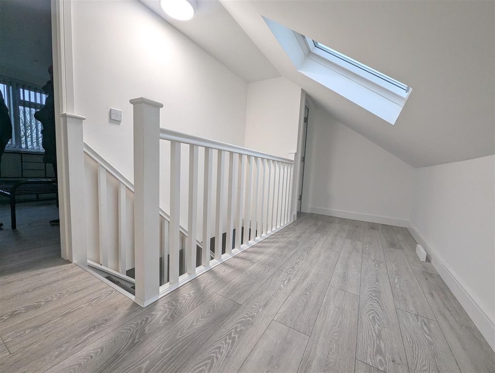 Property photo 2 of 5 1000374007.Jpg