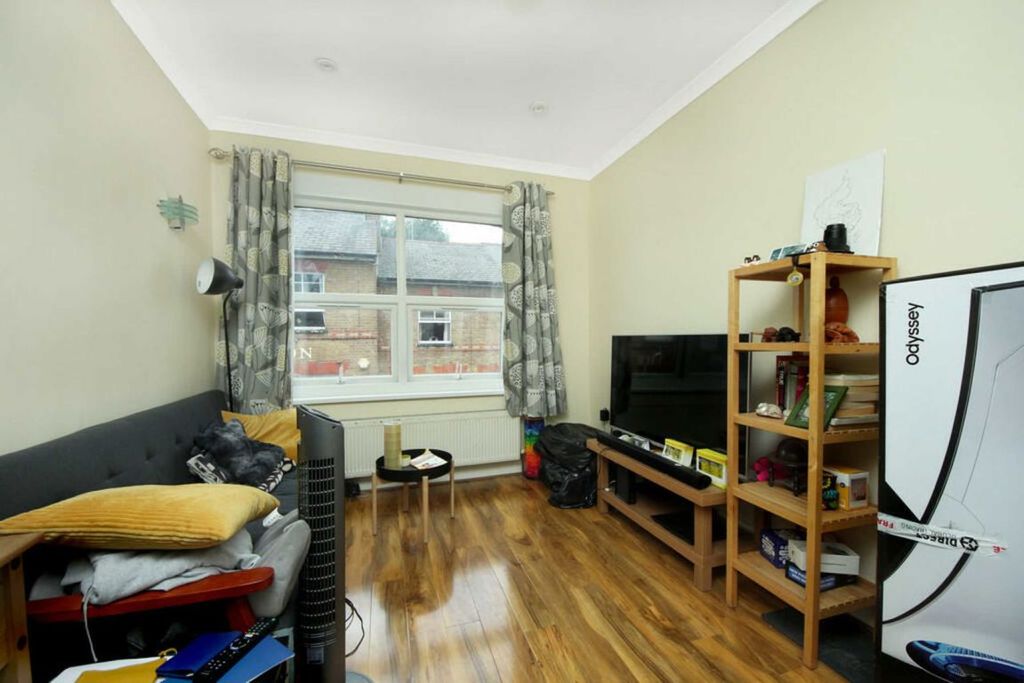 Property photo 3 of 3