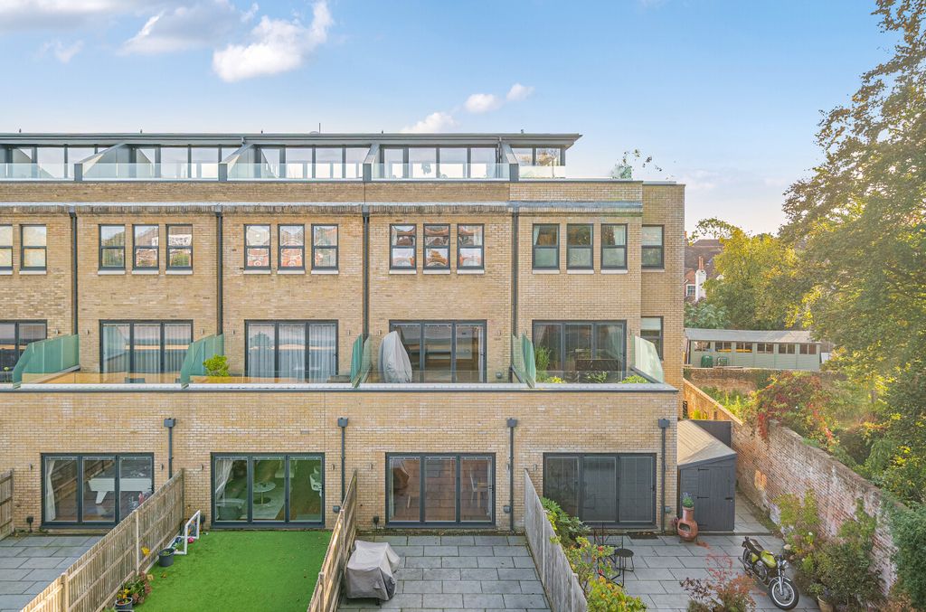 Property photo 1 of 15 1362704-4-68E5365...