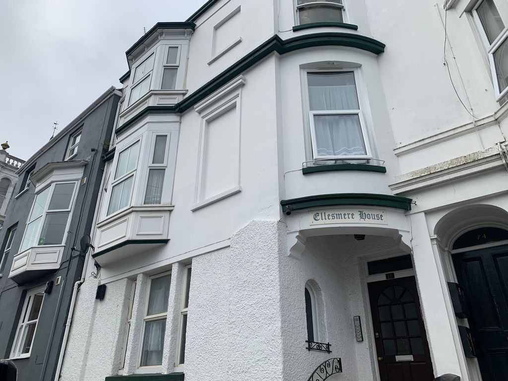 Property photo 1 of 7