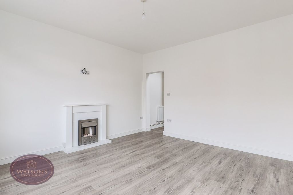 Property photo 2 of 26