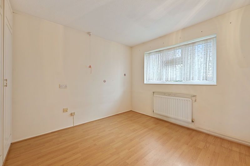 Property photo 2 of 8 Photo 1