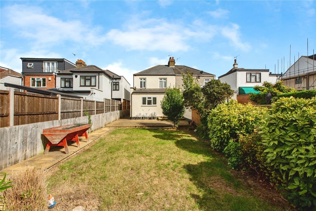 Property photo 3 of 18 #Yourmovedartford