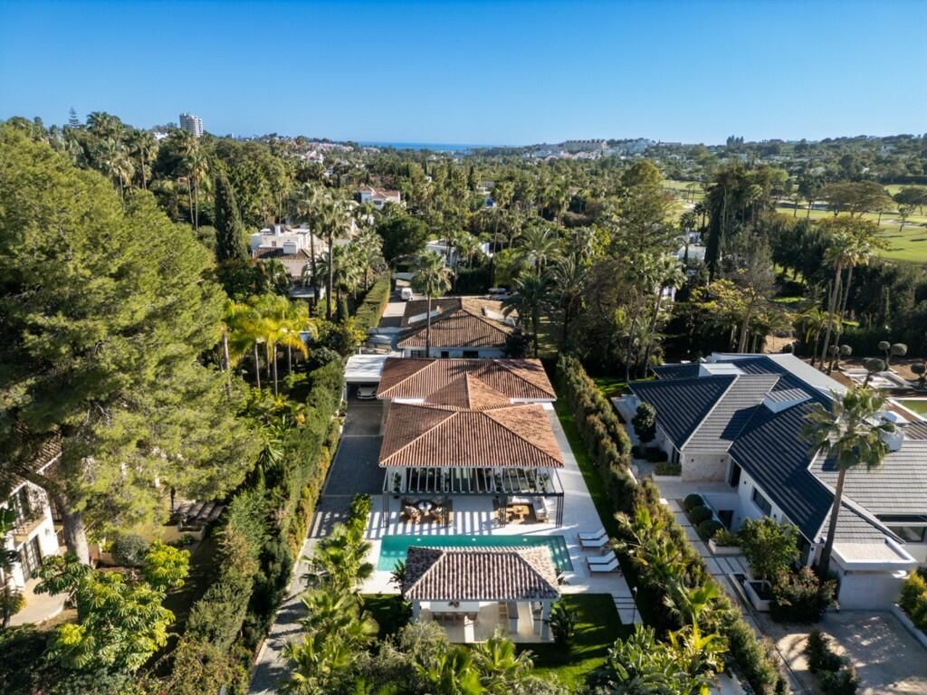 Property photo 2 of 3