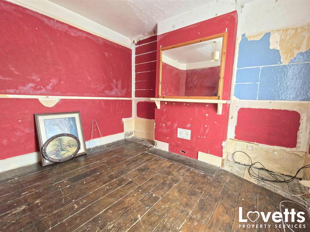 Property photo 2 of 13 Living Room