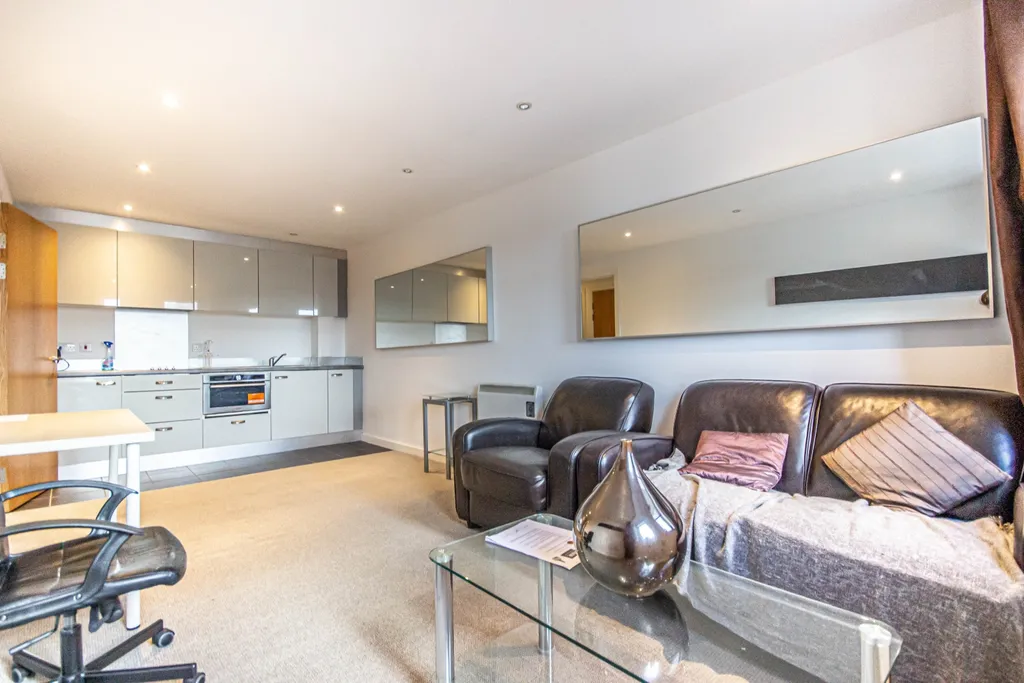 Apartment in Newcastle upon Tyne, Grainger Town - View 3