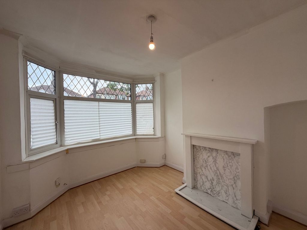 Property photo 2 of 24