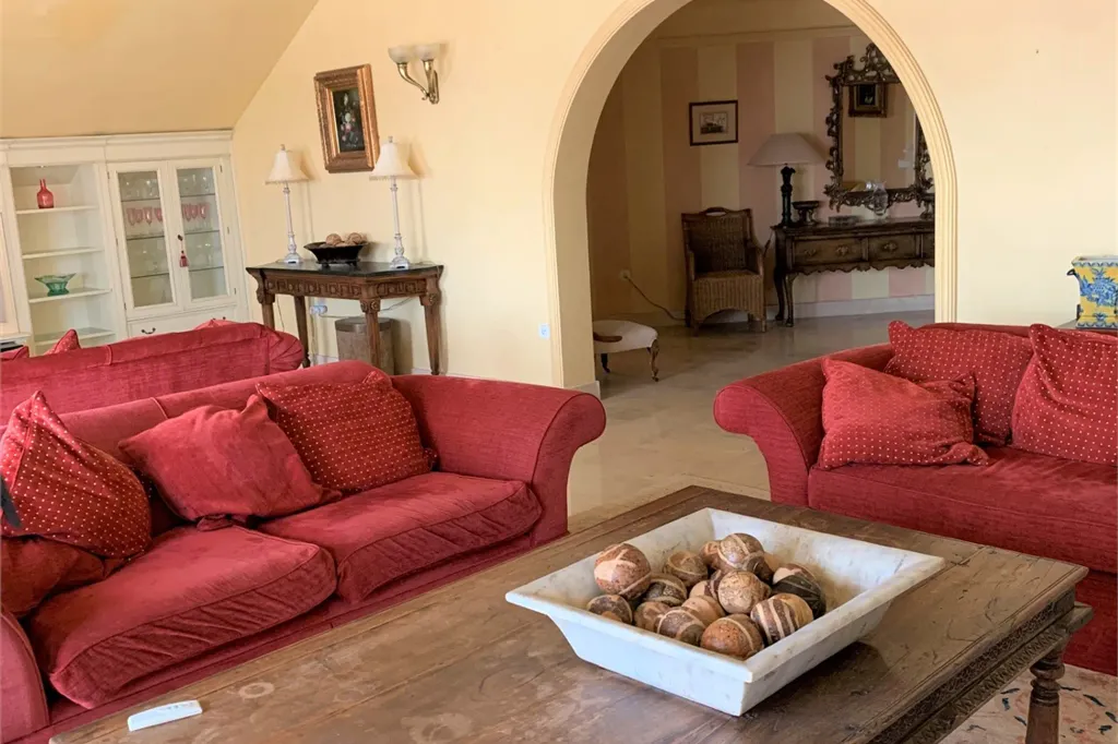 Property photo 3 of 21 <Alttext/>