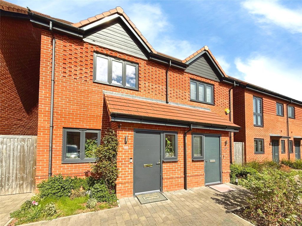 Property photo 1 of 11 Picture No. 14