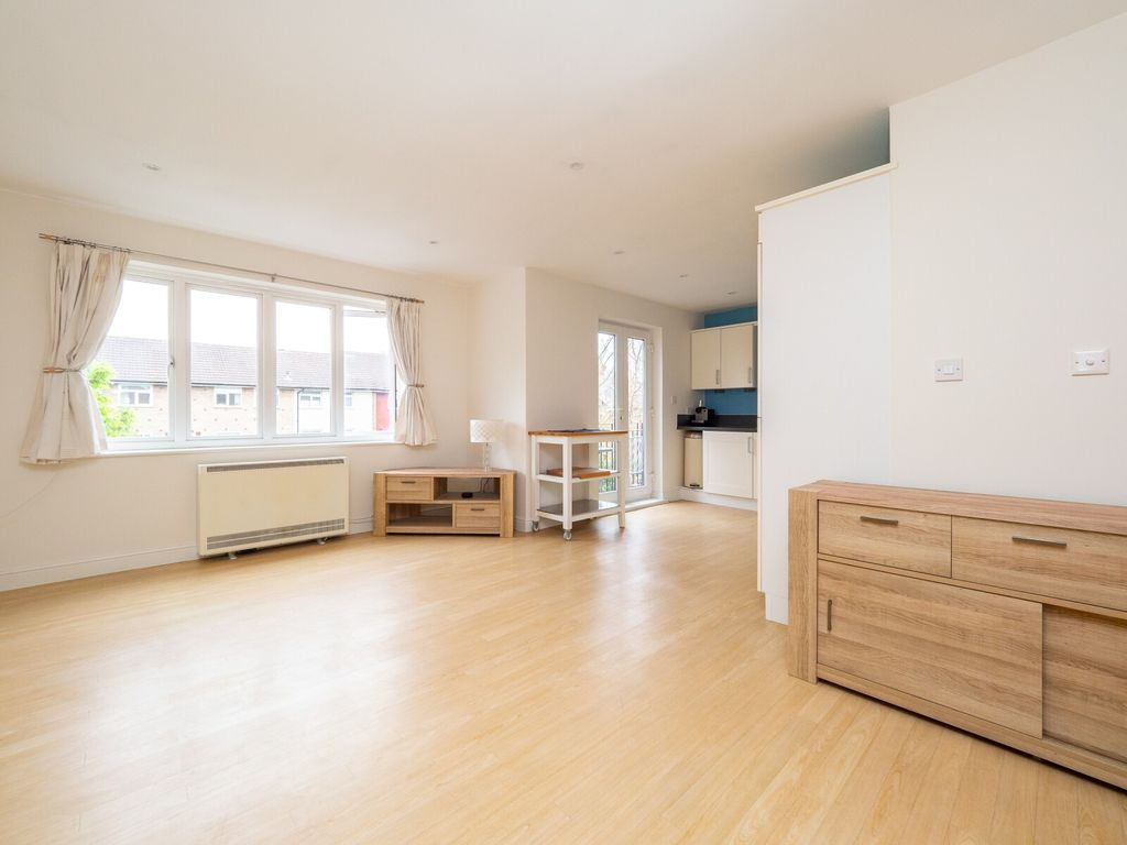 Property photo 2 of 13 Picture No. 02
