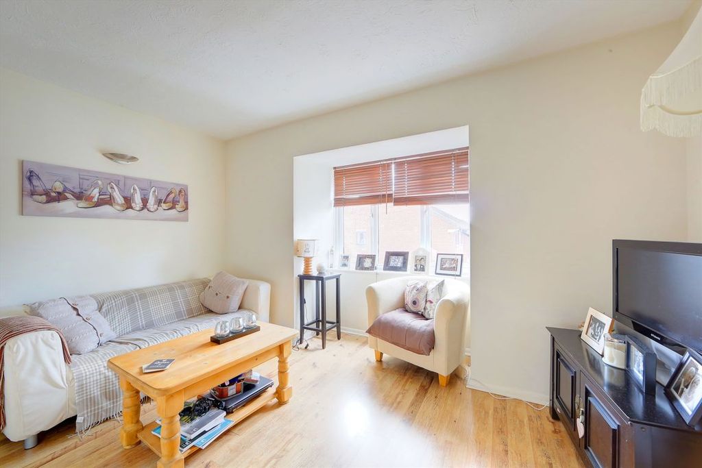 Property photo 1 of 5
