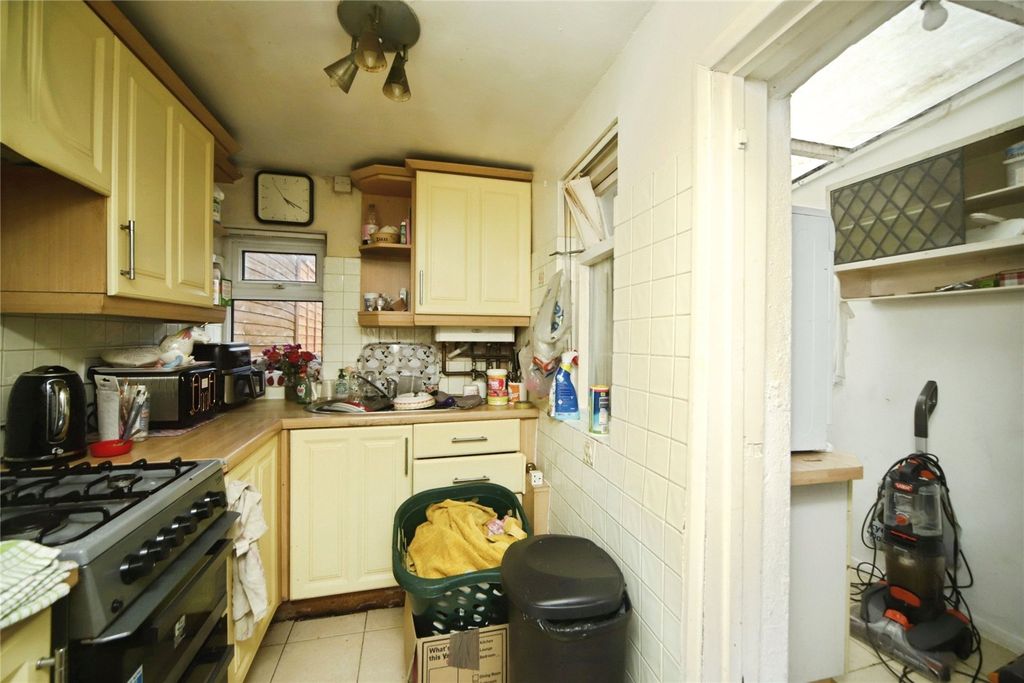 Property photo 3 of 12 Picture No. 19