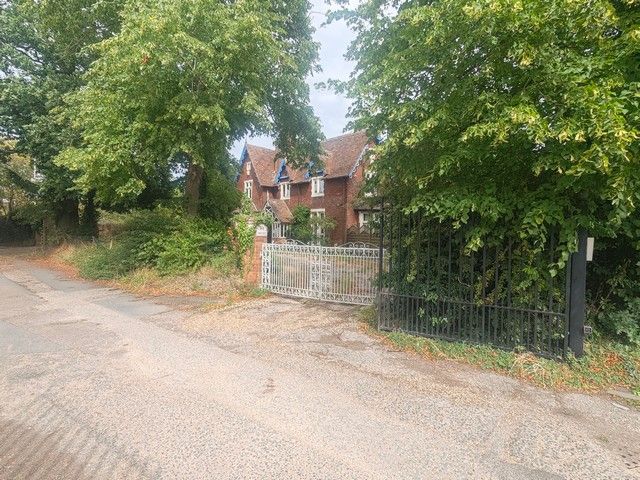 Property photo 3 of 3