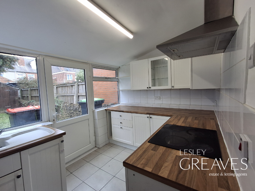 Property photo 2 of 13 Kitchen
