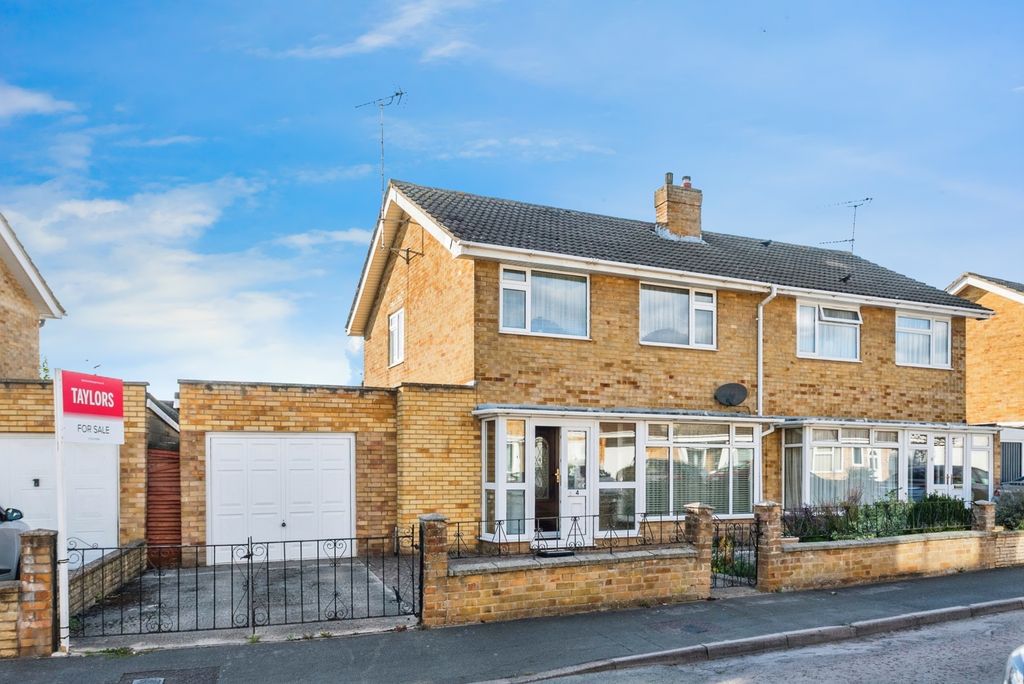 Property photo 1 of 17 Photo