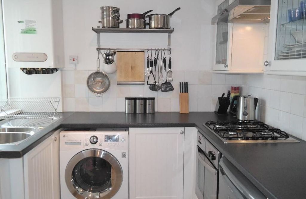 Property photo 3 of 7