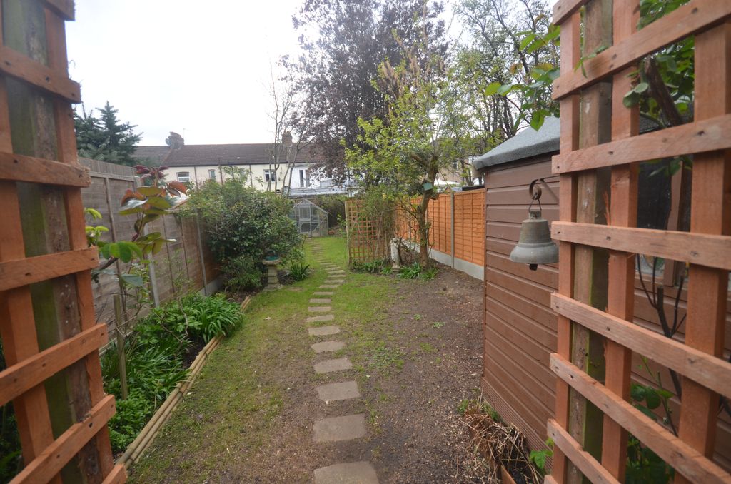 Property photo 3 of 13