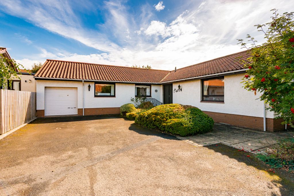 Property photo 2 of 39 Property Image 2