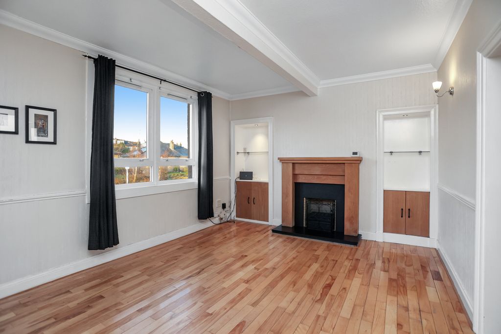 Property photo 3 of 16 Property Image 3