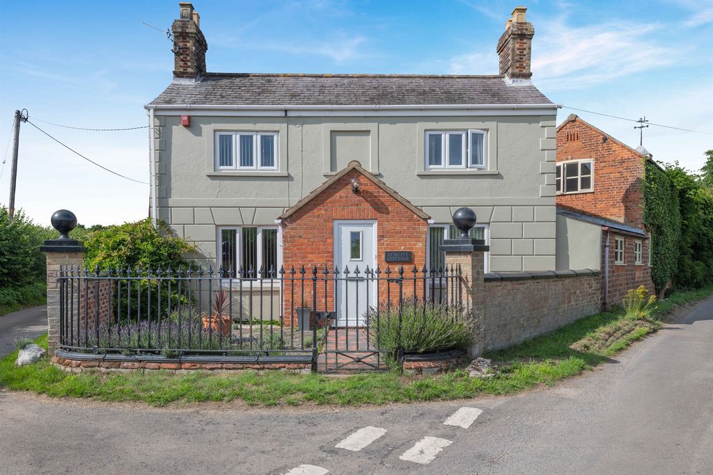 Property photo 1 of 19
