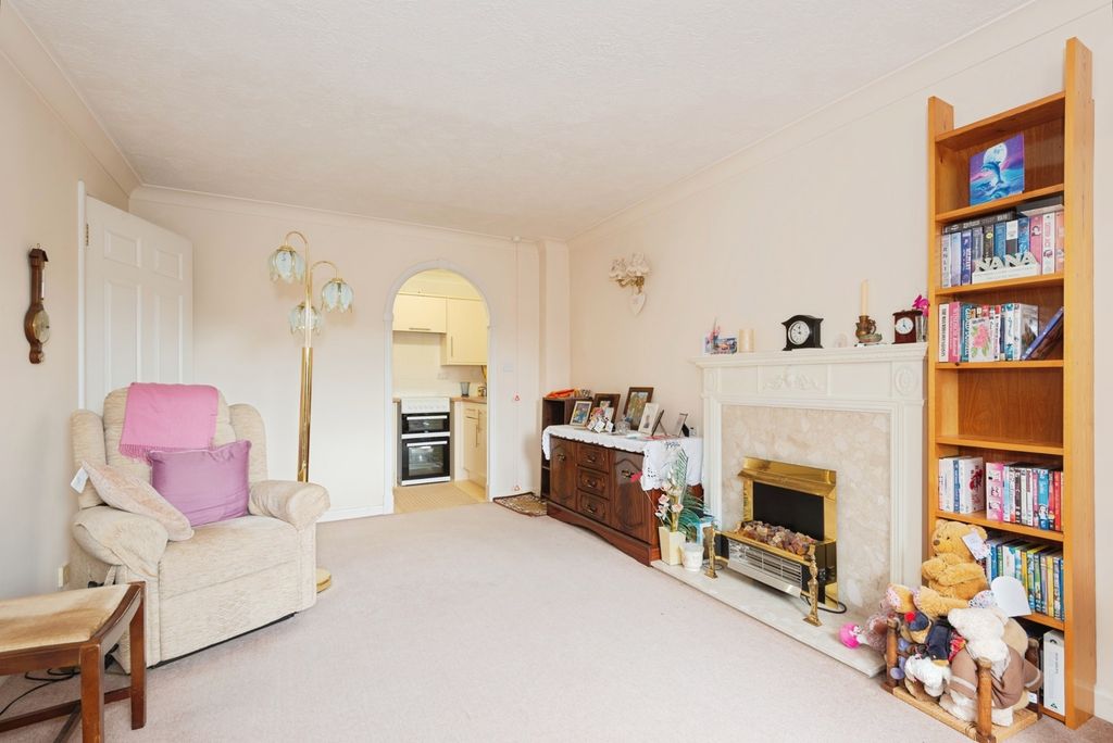 Property photo 1 of 7 Photo