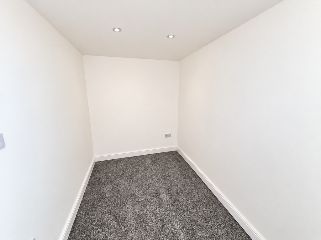 Property photo 2 of 3