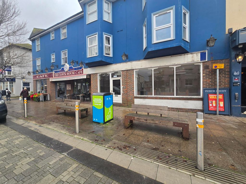 Property photo 2 of 6