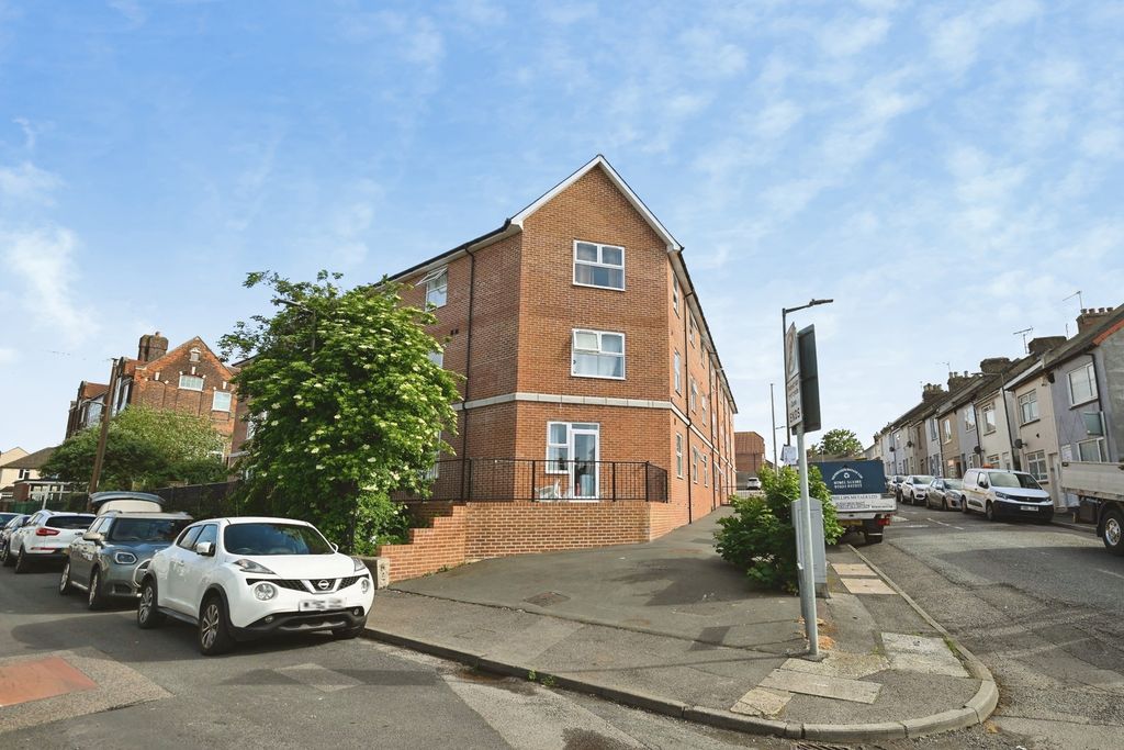Property photo 1 of 6 Pbox-Img.Jpg