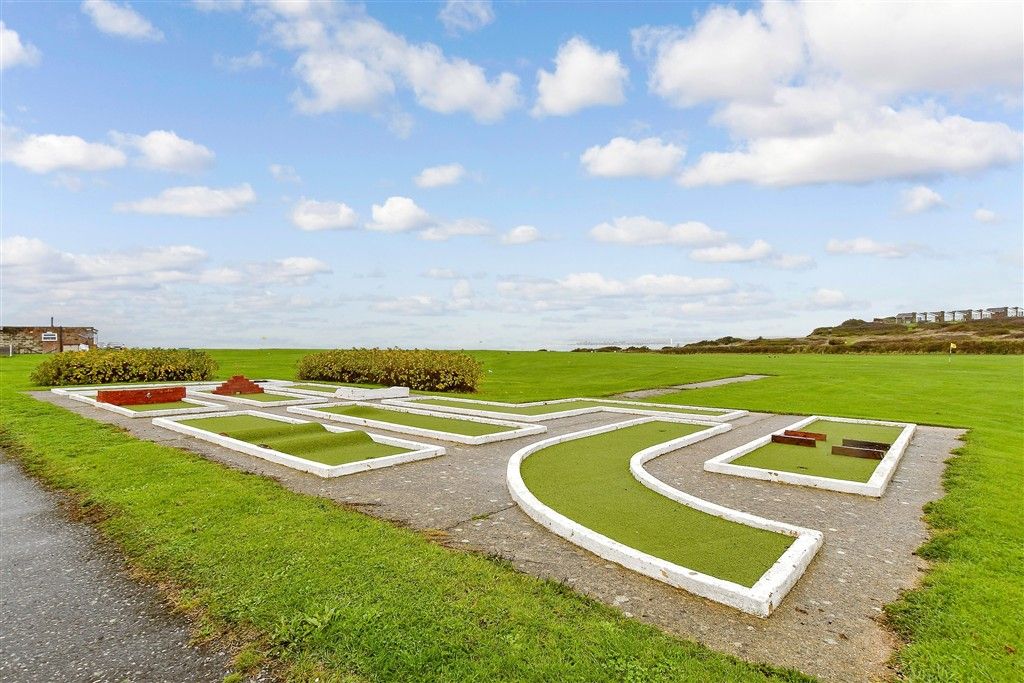 Property photo 1 of 10 Surrounding Area