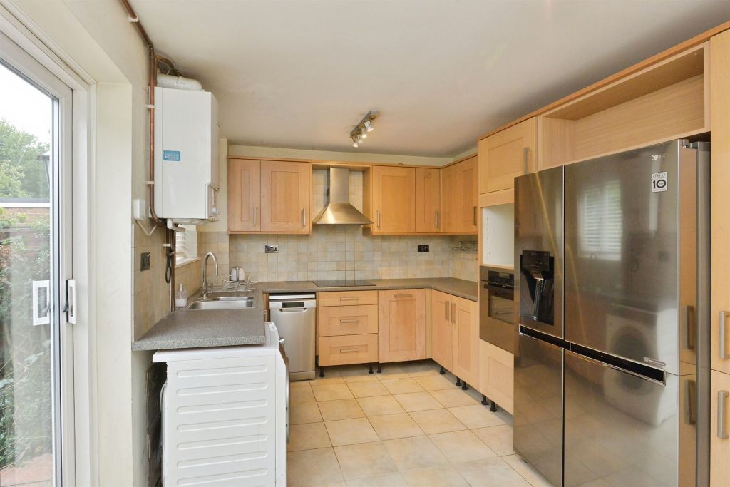 Property photo 2 of 9