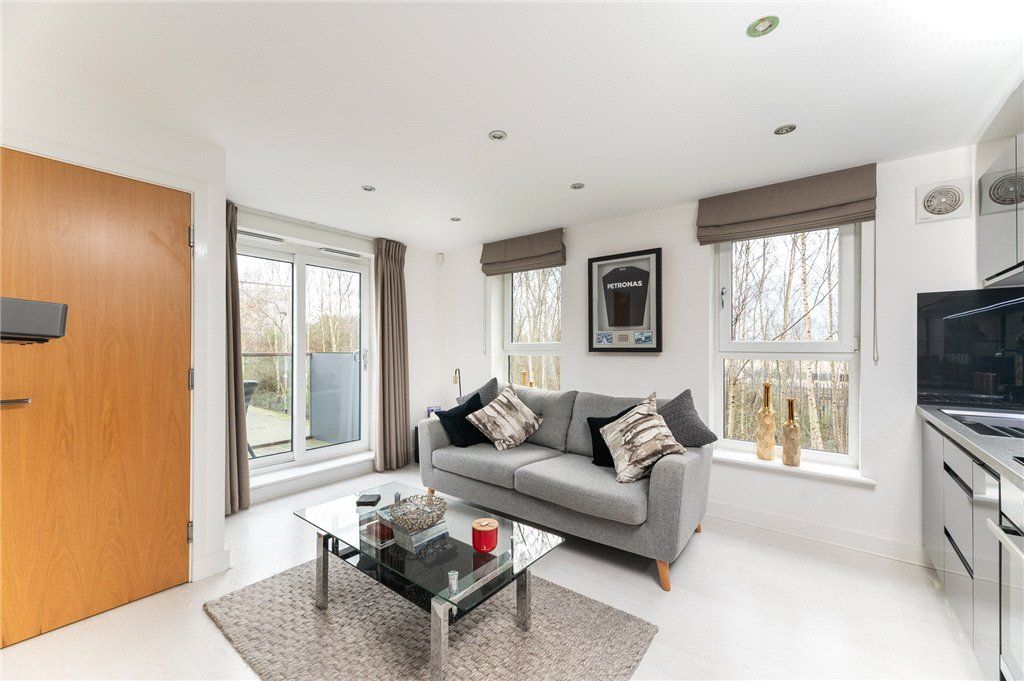 Property photo 3 of 20 Living Area