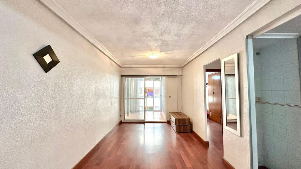 Property photo 3 of 33