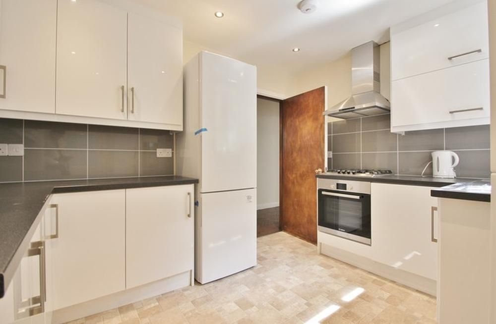 Property photo 3 of 8 02-2.Jpg